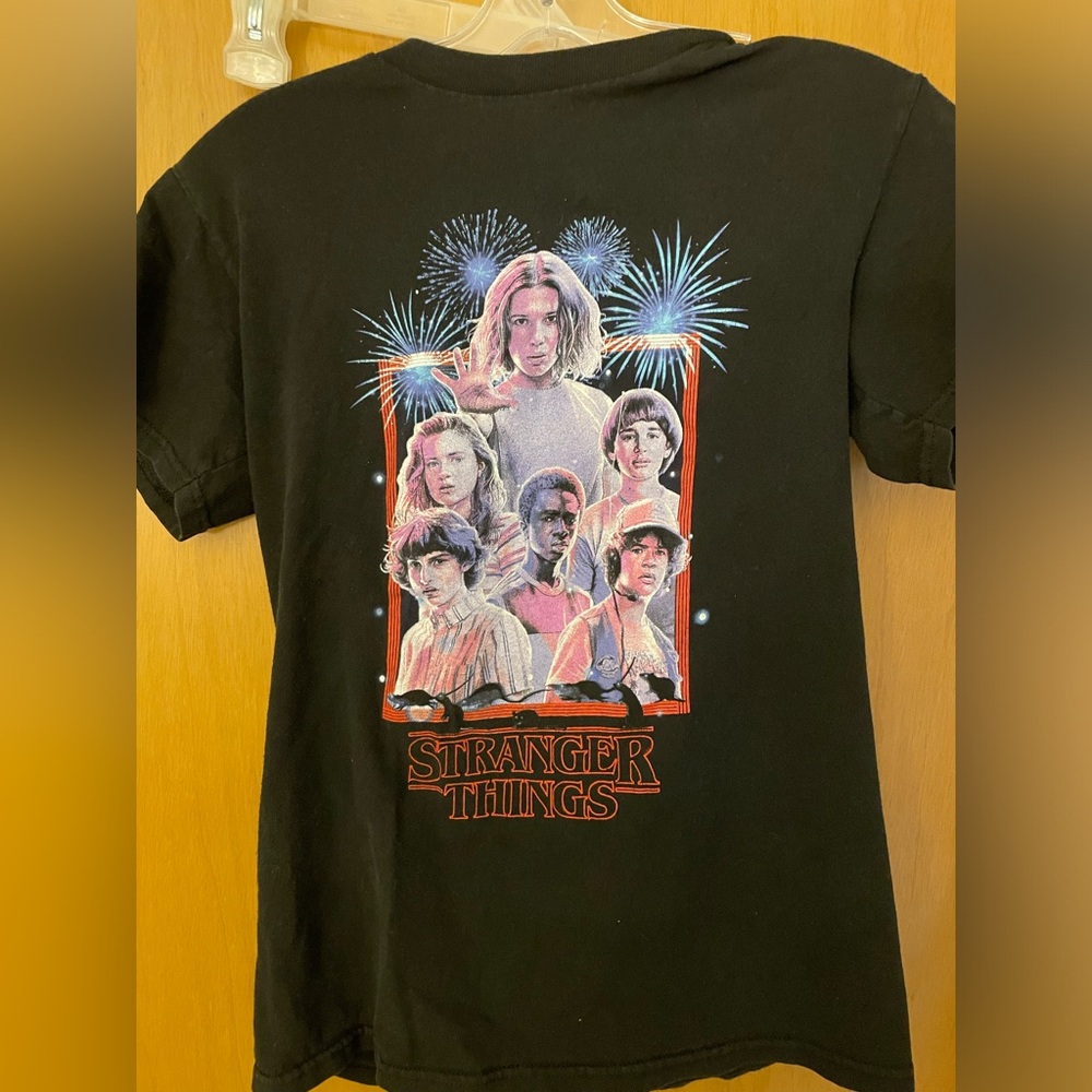 Unisex stranger things tshirt